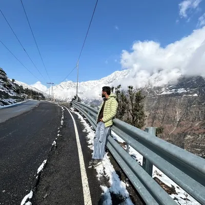 Sachin Thakur profile