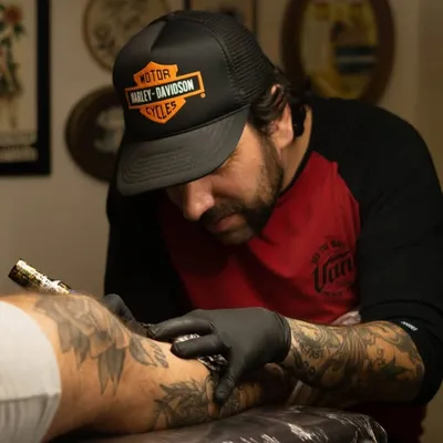 โ
๐๐๐๐๐๐ ๐๐๐๐ โ
TATTOOS & BEER profile