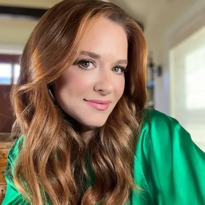 Sarah Drew profile