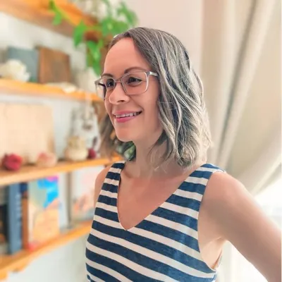 Kasia | Holistic Wellness Coach & Copywriter profile