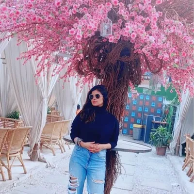Seema Shah || Floral Designer profile