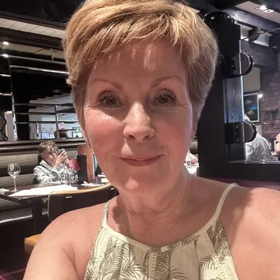 Carol Sharpe profile