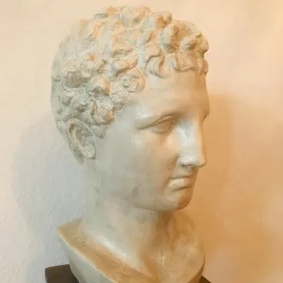 RA Daniel Sinnstein profile