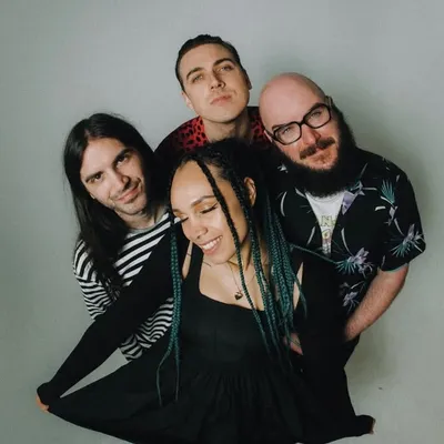 The Skints profile