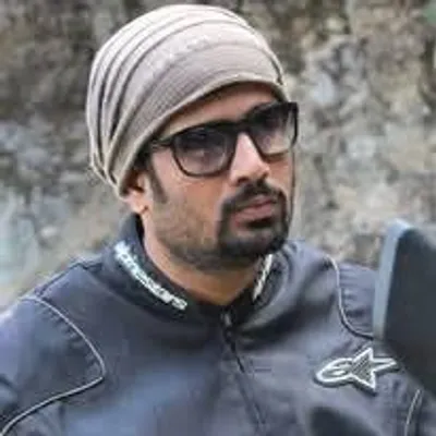 Carl Gawli profile