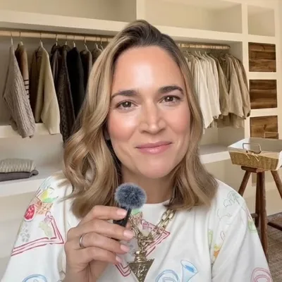 Lucila | Stylist | Colour Analysis | Capsule Wardrobe profile