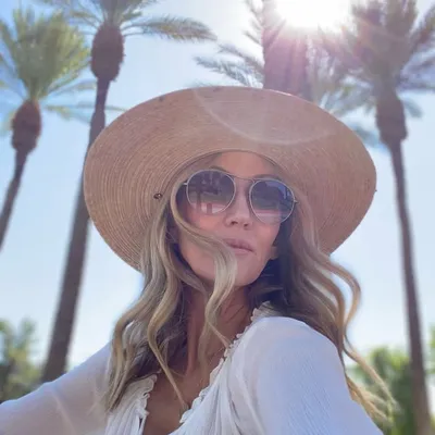 Jenn | The Stylish Housewife profile