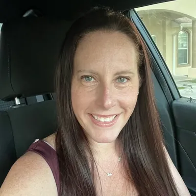 Heather Castillo profile