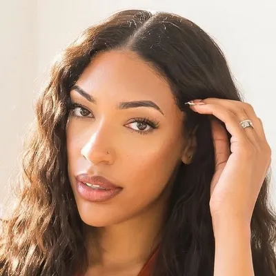 Brooke Alyse Perry profile