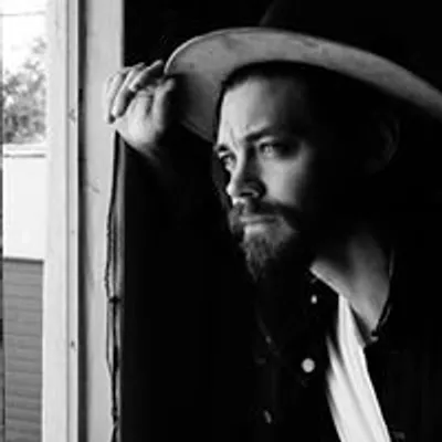 Tom Payne profile