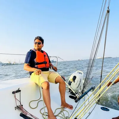Naved profile