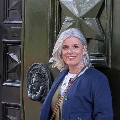 Suzanne Jones | Travel & Adventure for 50+ travellers profile