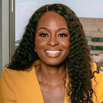 Vïvïαη, MBA, EA✨ profile