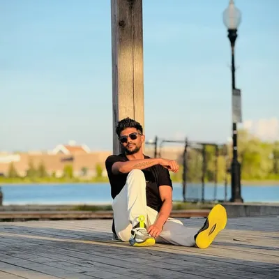 Thewanderdote profile