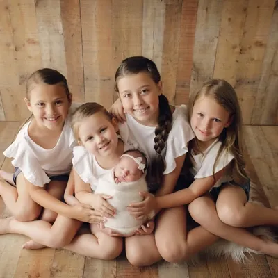 The Weiss Girls profile