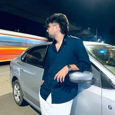 कलाकर : यश 🌟 profile