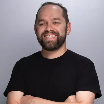 Thiago Romariz profile