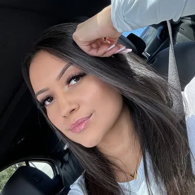 Vanessa G ✞♡ profile