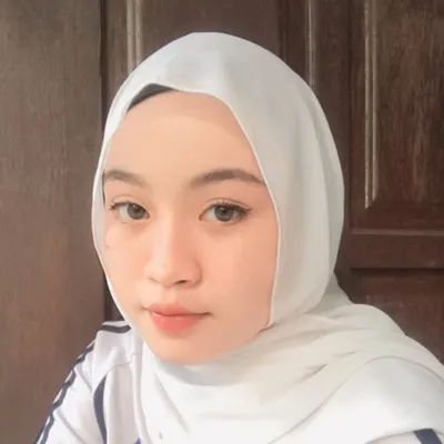 Nur Iyani profile