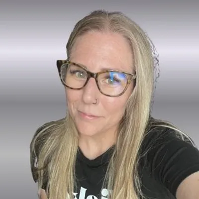 Stephanie Moram profile