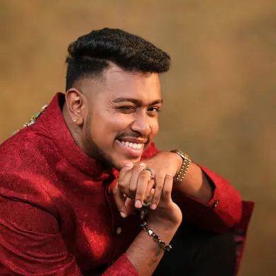 THIVYAN JAYAREUBEN 🧿 profile