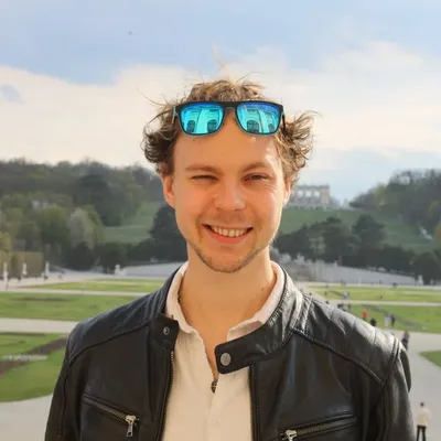 THOMAS ÜBELLACKER profile