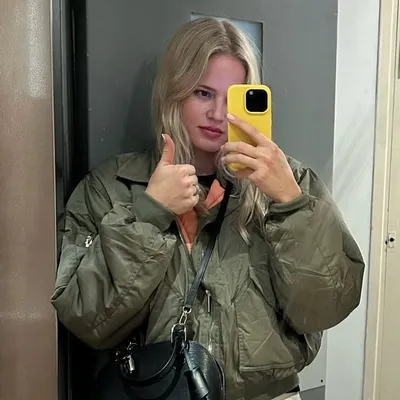 Emelie Thomsen profile