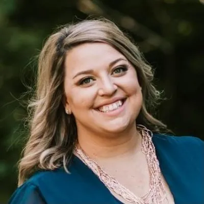 Kelsey | threecreekfarmhouse profile