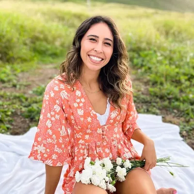 Christina | Thrifty in Pink profile