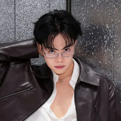 Jirayut Leeupathumvong profile