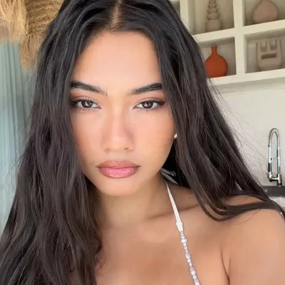 Thuzar profile
