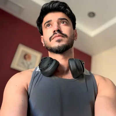 طلحة🤍 profile