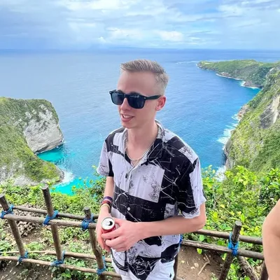 Tim profile