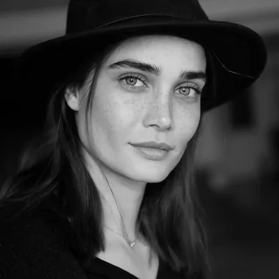 Tina Akhoondtabar | تینا آخوندتبار profile