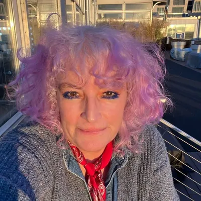 Tina Outen profile
