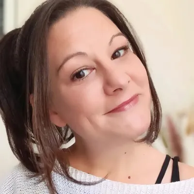 Laetitia profile