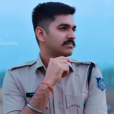 Àdarsh Tiwari profile