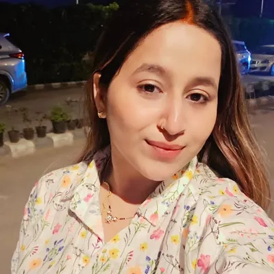 Deepti Tiwari profile