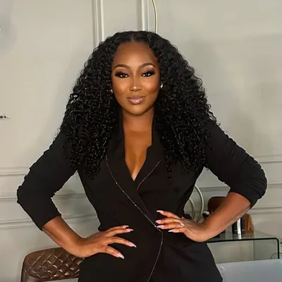 Tiyana💄 Business Tips For Makeup Artists profile