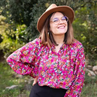 Sarah Dumas-Ramos ✂️🪡☀️ profile