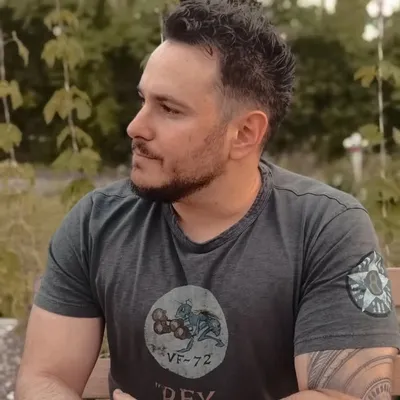 Tom Rados profile