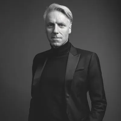Tom Junkersdorf profile