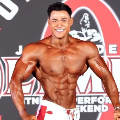 Tom Mac IFBB PRO profile