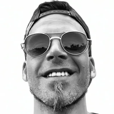 Tomasz Lach profile