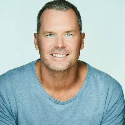 TOM WILLIAMS profile