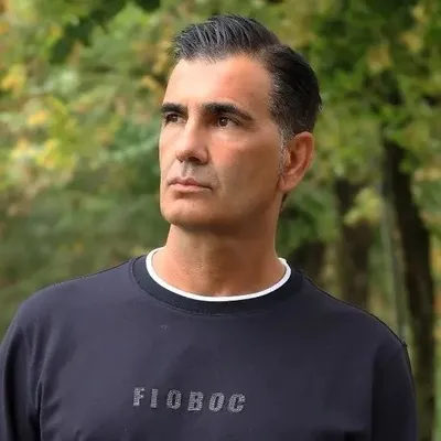 tony carbe profile