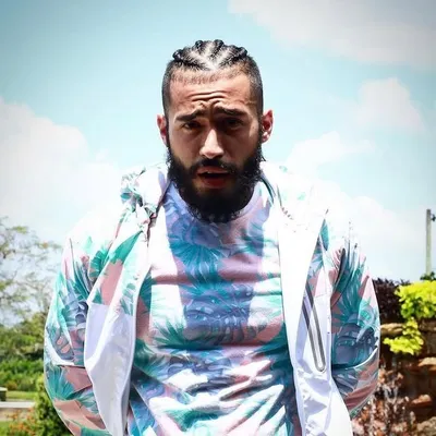 Tony Valor profile