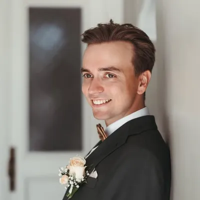 Topi Leikas profile