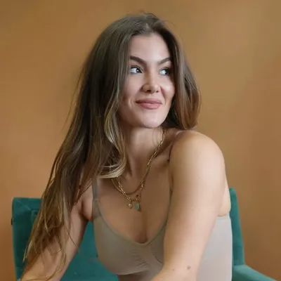 Tori Deal profile