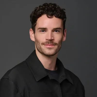 William profile